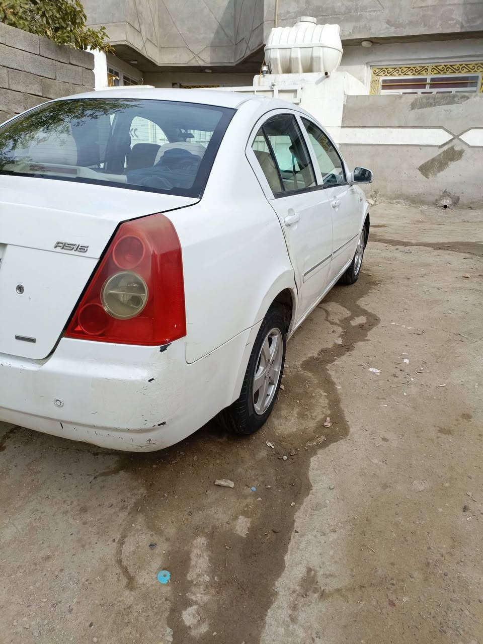 الاستفسار على الرقم ***********
سلام عليكم للبيع A5 موديل 8 رقم بغداد دولي هزه وسنويه جديده بسمنه 
مكينه اهين لاتبخير ولاتنقيص كير جديد ماشيه 172
سياره بلاديه تكمها شواصيها الغودها حوضها كل نضيف وبدون ضرر بيه تكحيلات بالكشر بسيط اثر خياس 
غرفتها نضيفه دوشمه وكاعيات جدد 
تدفئه تبريد ثلج
 كهربائيات كلها شغاله وبلاديه سنتر لك جام اتو يصعد وينزل 
لايت عالي ناصي بلوجكترات 
السعر 43 ورقه
مكانها بغداد
