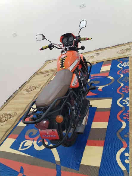 السلام عليكم دراجه دايوان للبيع موديل 23 اوراق اصولي السعر 1650 بيها مجال بسيط المكان واسط عزيزيه ***********
