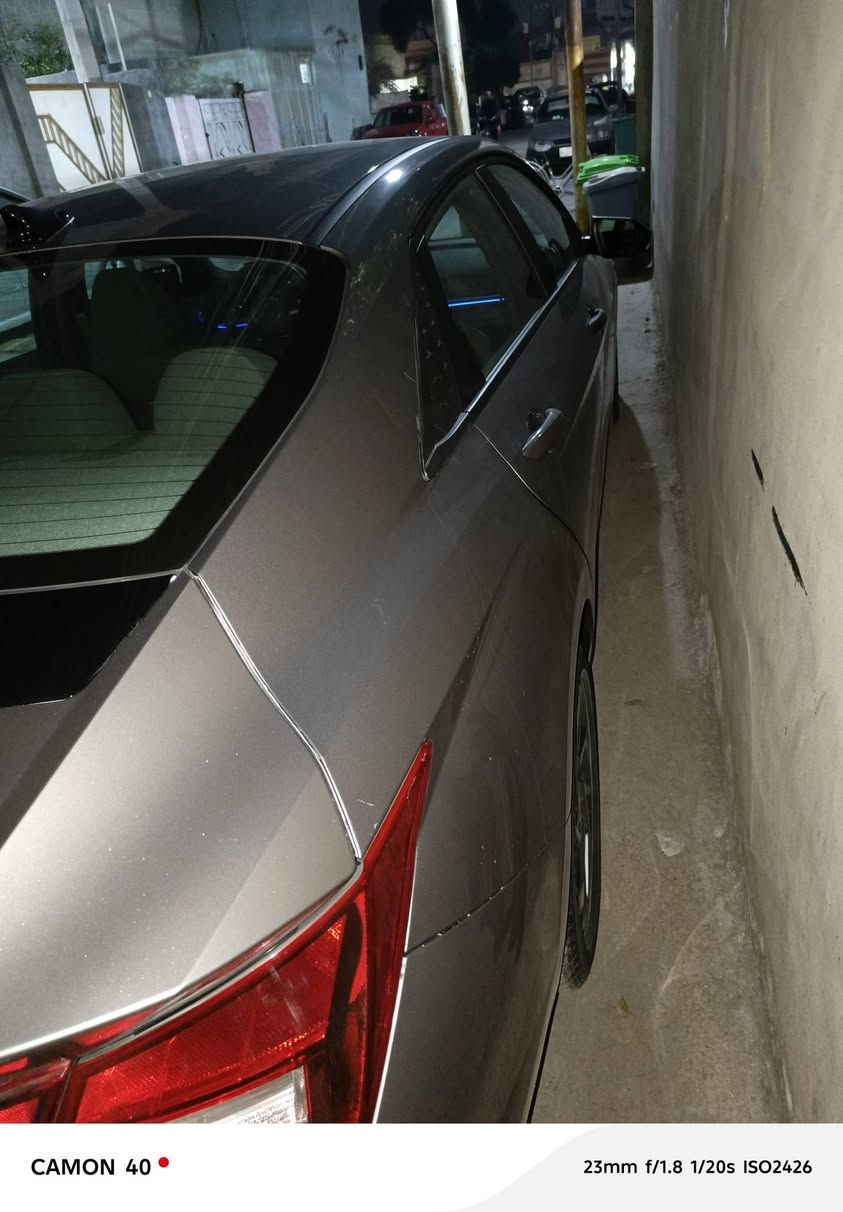 السلام عليكم النترا للبيع موديل ٢٠٢٤ ماشية ٢٩ الف ميل ضرر السيارة قبغ الجنطة تبديل بواحد اصلي ونصبغ بدون ايرباك السيارة محرك ٢٠٠٠ دوش رقم ديالى باسمي بدون اي نواقص گير محرك صدر تبريد تدفئة كاملة مكملة السيارة مكاني ديالى بعقوبة السعر ١٦٥ وبيهة مجال وهذا رقمي ‭٠٧٧١ ٣٢٨ ٢٧٦١
