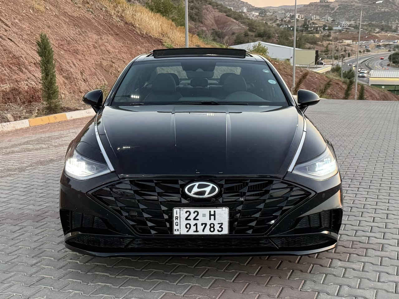 السلام عليكم…… للبيع 
سوناتا 2023  مرقم اربيل
الظرر سطحي. جاملغ خلفي.  + جاملغ امامي بدون واخل
بدون ايرباك بجم كبس / خلف كبس 
 ———————————————————————— 
السعر المطلوب ( 168 ) $ مجال بسيط

للاستفسار
*********** وتساب
***********
———————————————————————-
 • المحرك: 1.6تيربو
 •  ماشية 26الف فقط
كير محرك كهربائيات كفاله عامه برغي ممفتوح بيها
رقم هزه سنويه فحص جديد

المواصفات : لمتددد فول فول 1/1
 • …بانوراما… تشغيل بصمة … تشغيل عن بعد… بصمه ابواب …اشاير بل مري … رادار امامي … نقطه عمياء… رادار خلفي … حساسات امامي خلفي…
قياده ذاتيه … تحكمات ستيرن جهتين …شفتات ستيرن… كير دكمه ….هاند بريك بصمه … اوتو هولد مع توفق ذاتي …
 شاشه كبيره تدعم ابل كار بلي … كامره خلفيه دواره… 
سستم سماعات ماركت BOSS… انظمه قياده 4… كشنات جلد … تدفئه كشنات … كشن السايق كهربائي … ستيرن هيتر … لايتات ليد  … بكلايت ليد … لايتات عدسه … عالي ناصي زينون..صندوك بصمه  …صندوق ذكي …تبريدثلج …  تبريد بيانو منفصل ..ويل حجم 19 كروم
