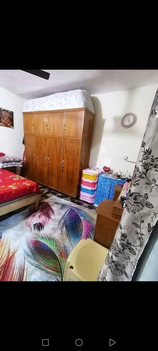 مشتمل للبيع بمنطقة حي الكوفة بشارع الصورة منطقة حلوةوخدمات مرتبة المساحة، 50 متر السعر45 بي مجال اتصال ***********
