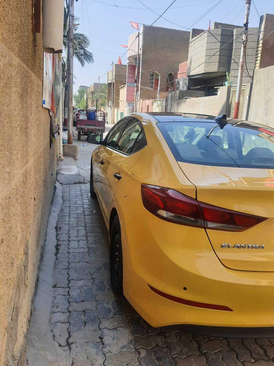 السلام عليكم النتره موديل 18 فول وارد امريكي حادثهه قبق جنطه جاملق الايمن بدون دواخل كلشي سليم بيهه استفسار *********** اذا اكو مراوس النتره 23 او 24
