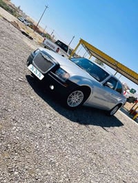 الـحلال للـبيع كـرايسلر اوباما موديـل 2010. /3.500 /4 چوكـات  الضـرر ج...