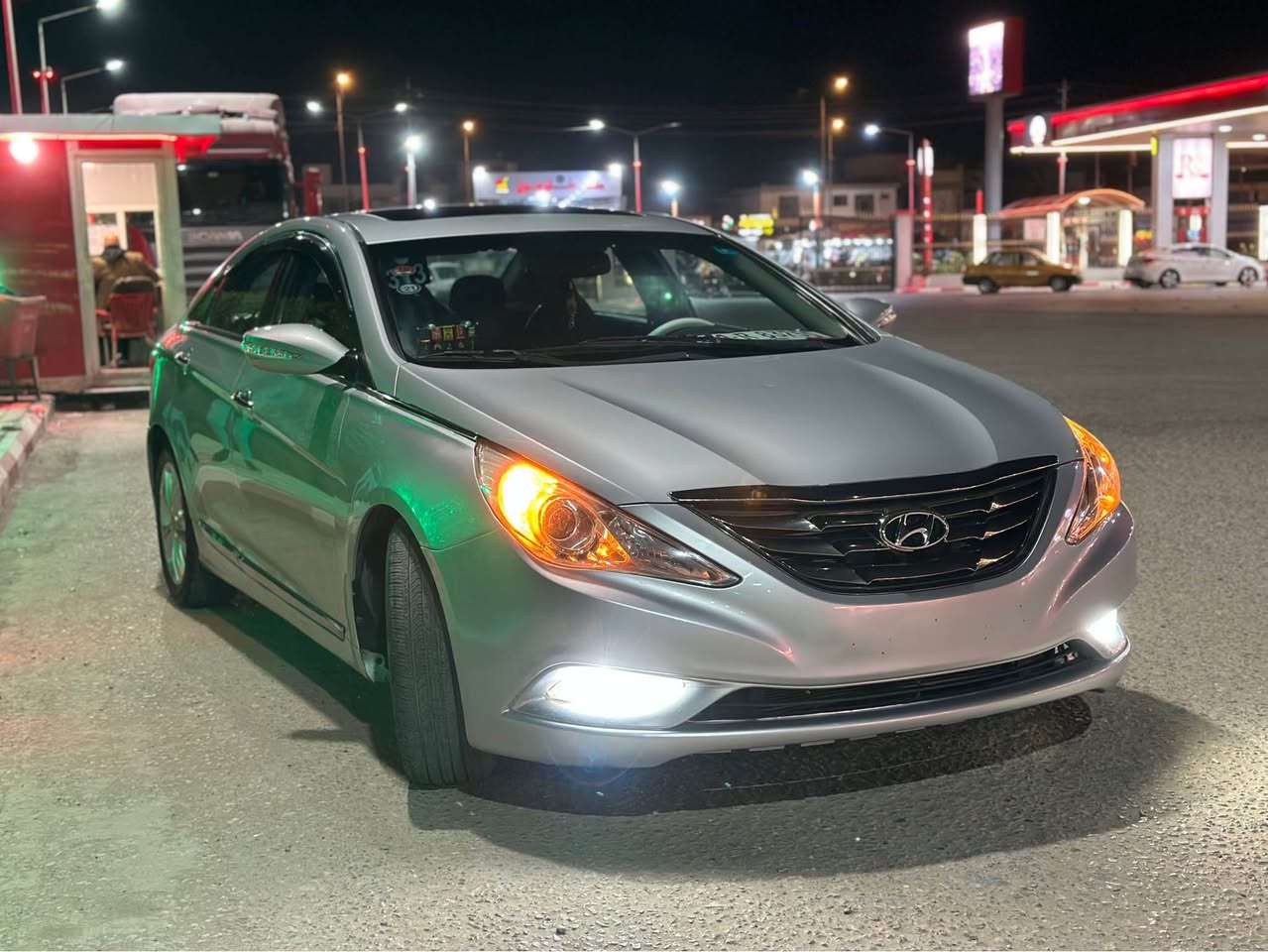 سوناتا 2400gdi 2011 وارد امريكي 

معلاية كازكيت انسى شي اسمه دوانز 

رقم بغداد انكليزي جديد باسمي
فول مواصفات
فول بصمه
فتحت سقف
تحكم ستيرن
مثبت سرعه
تدفئة كشنات خلفي امامي
كرسي كهربائي
منظومة تبريد جديده 
كير ومحرك جدد 
تعمير جديد
حادثها جاملغ خلفي ايمن وصبغ
بالهلال الخلفي الايسر وصبغ
بالجاملغ الايمن الامامي مقدار اربع اصابع
السعر 103$ وبيها مجال 
*********** النجف, العراق
