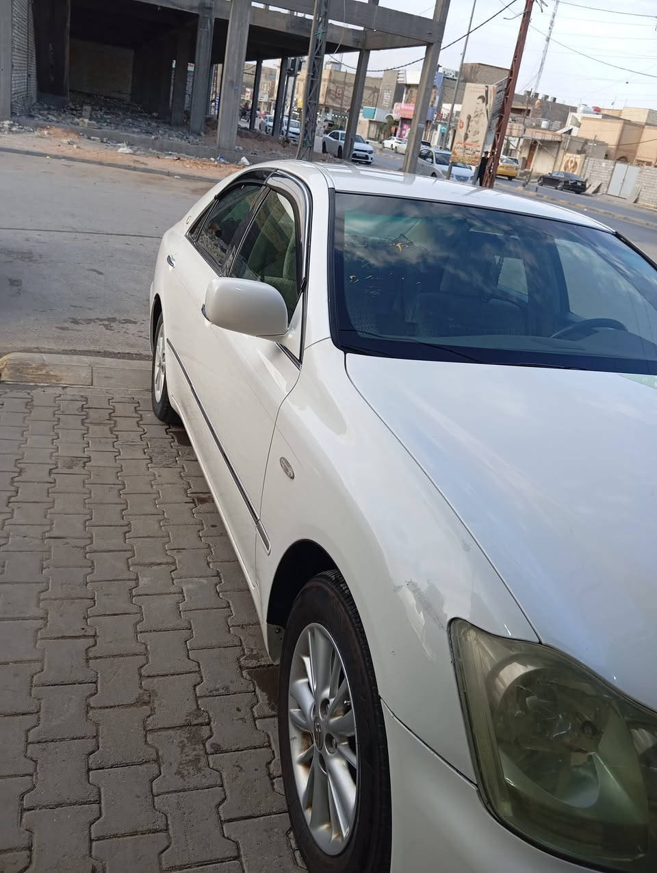 السلام عليكم 
شاهينة مودي2004 رقم كركوك مدفوع كمرك وضريبة باقي رسوم الرقم بس قرص واصل كفالة عامة كص وضربة ونقل جثة شاصي82 المرغوب
المواصفات.. 
1. دكم3
2. برة خلفية
3. ستيرن كهربائي
4. شاشة
5. كامرة دوارة
6. منظونة زنون عالي 
٧. مري ترحيب + انارة داخلية
9. مري شفط وي البصمة
وبعد بيها هواي مواصفات كير محرك حدادية تخم تاير خير من الله ترايك للبصرة السياره جديده. كلش واحلى من الصور بهواي السعر120 وبيها مجال قليل كلش. مكاني نجف. للأستفسار واتساب
***********
***********
