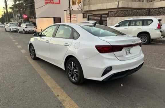 السلام عليكم كيا فورتي موديل 2023 رقم اربيل بسمي تحويل مباشر ماشيه 21 مواصفات نص فول كدوش المرغوب حادث كما موضح بالصور  بدون ايرباك بشرط  السعر ١٤٧ العنوان بغداد  الاتصال على الرقم
***********
