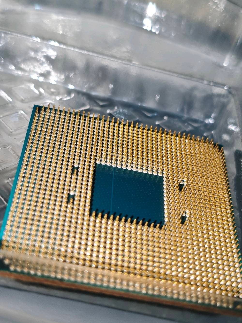 R7 3700x معالج جديد تري 
مفحوص وشغال بعده جديد 

السعر 150 الف

متوفر توصيل جميع المحافظات