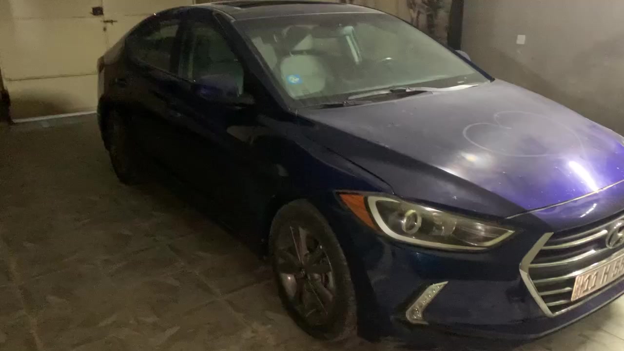 موديل ٢٠١٨ وارد امريكي  السياره فول بصمه فتحه رقم بغداد محرك ٢٠٠٠ دوش بيها ٣ قطع بدون شواصي كير ومحرك مكفول سعر ١٢٨ 
رقم ***********
