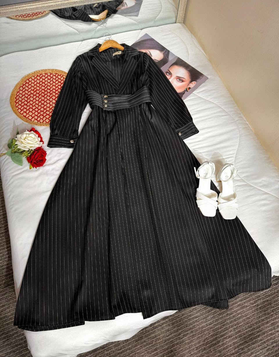 فستان رسمي❤‍🩹
السعر 30 
خامة هوريم دابل تركي
38-40-42-44-46-48 بغداد, العراق


**إذا كنت صاحب هذا الإعلان وتريد حذفه لأي سبب، رجاءا أرسل رسالة إلى الدعم الفني**