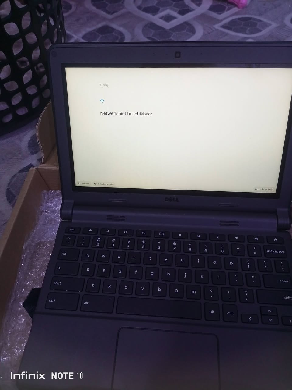 لابتوب دل لمس سريع 
مواصفات الجهاز ⁦⁦(⁠*⁠_⁠*⁠)⁩
📌 نظام التشغيل: Chrome OS (نظام خفيف من Google مخصص للإنترنت والتطبيقات السحابية). �
📌 المعالج: Intel Celeron N4020 ثنائي-النواة (Up to 2.8 GHz). �
📌 الشاشة: 11.6 بوصة، دقة HD (1366 × 768)، (الشاشه تعمل باللمس). �
📌 الذاكرة (RAM): 4 GB LPDDR4. �
📌 التخزين الداخلي: 32GB eMMC. �
📌 الرسوميات: مدمجة Intel UHD Graphics. �
📌 البطارية: تدوم غالبًا 8-12 ساعة تقريبًا حسب الاستخدام. �
📌 الاتصال: Wi-Fi 802.11ac + Bluetooth 5.0. �
📌 المنافذ: USB-C و USB-A وسماعة 3.5 مم. �
📌 الوزن: حوالي 1.29 كجم تقريبًا. �

💡 هذا الجهاز مناسب للمستخدمين الذين يحتاجون جهاز خفيف وبسيط للتصفح، التعليم، التطبيقات السحابية، ومهام مثل Google Workspace. �
سعر اللابتوب 75 فقط والتوصيل مجاني لكافة محافظات العراق 
لاتتردد سارع بالحجز


**إذا كنت صاحب هذا الإعلان وتريد حذفه لأي سبب، رجاءا أرسل رسالة إلى الدعم الفني**