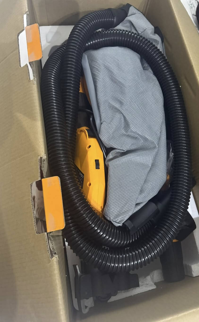 للبيع حفافه اصليه وجديده ممستخدمة ابدااا
***********
