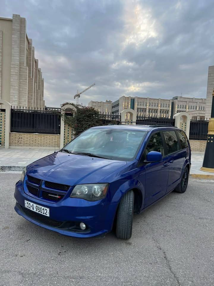 السلام عليكم 

دوج كرفان موديل 2019 

حادثها كلش خفيف جاملغ مبدل  

رقم بغداد تحويل ثاني يوم بسمي 

اللون نيلي  

فول مواصفات 

فئة السياره Gt

✅  بوب الخلفيه كهربائيه 

✅  جنطه كهربائيه 

✅  تبريد 3 قطع 

✅  شاشه أندرويد وكاميرا رجوع

✅  حساسات خلفيه 

✅  تحكم ستيرن جهتين 

✅  كشنات جلد 7راكب 

✅  كشنات منفصله

✅  كشنات كهربائيه 

✅  شاشات خلفيه 

✅  تشغيل عن بعد 

✅  تخم تاير جديد 

✅  فئه المحرك 3600  6سلندر 

✅  ويل gt

✅  جام كهربائي امامي خلفي 

✅  بردات خلفيه 

✅  وفتح وغلق الأبواب 

✅  دبل سبير 

✅  تدفئة كشن 

✅  تدفئة ستيرن  

جاهزة على اخر حباية

السيارة مال بيت

السياره أمريكي 🇺🇸✈️

السعر 157 العنوان كربلاء ***********
