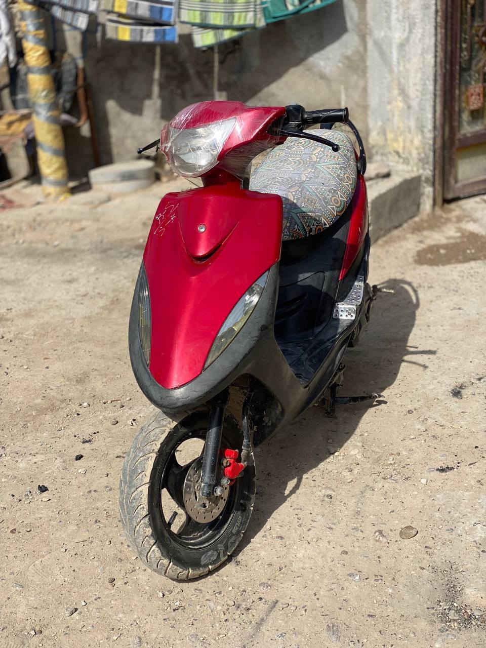 دراجه ماكس سلف وهندر مكينه نضيفه ناعمه كهربائياته شغاله قفل ستيرن قفل جنطه كله شغاله مابيه اي نقص دراجه سعر 450بيه مجال مكاني بغداد مدينه الصدر شراي يتصل ***********
