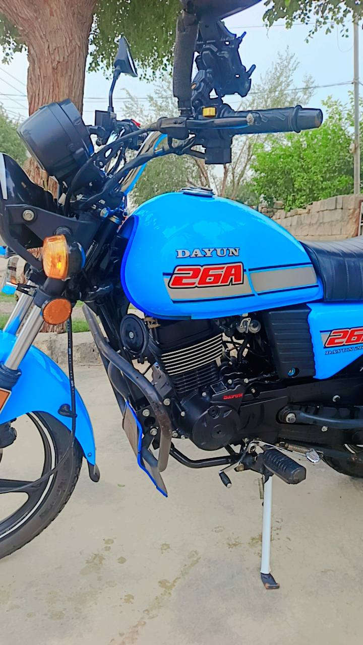 السلام عليكم دراجه دايوان نفخ للبيع
موديل 23 داخله 24
رقم وسنوية انكليزي بسمي ثاني يوم تحويل
مشروع وطني وين مايعجبك تحول 
كفاله عامه ربع مااذب عليهة 
لون سمائي مميز 
محرك 200
تايرات جوبلس جديد صار سبوع من شديتهن 
كهربائيات كلهة شغاله 
مع الدراجه خوذه سيزر اصليه 
السعر خاص أو واتساب أو اتصال على الرقم ***********
