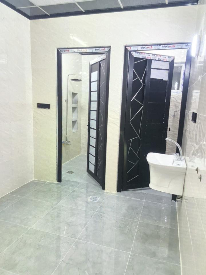 شقه للا أيجار غرفتين+هول+صحيات+استقبال+مطبغ البيت جديد للستفسار هذا الرقم ***********
