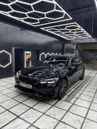 BMW 330i 2020 سيارة فول مواصفات  تدفئة كشنات  بانوراما  اوتو هولد  اوت...