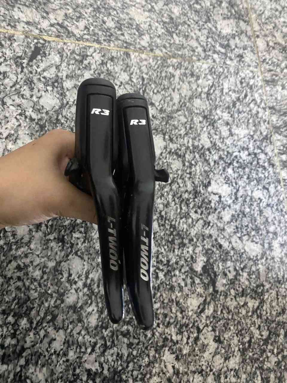 السلام عليكم 
1 للبيع بدالات شيمانو كلارس دفن مع ستيرن وركبه المنيوم السعر 80  
2بدالات دفن ماركهL-Twoo ابيعهن فحم يرادلهن تقسيم بس اني ما اعرف الهن سعرهن ٣٥
3بدالات ماركه شيمانو ١٠٥ السعر ٧٥
العنوان /بغداد الطالبية قرب كلية الادارة و ألإقتصاد 
الرقم للتواصل /***********
