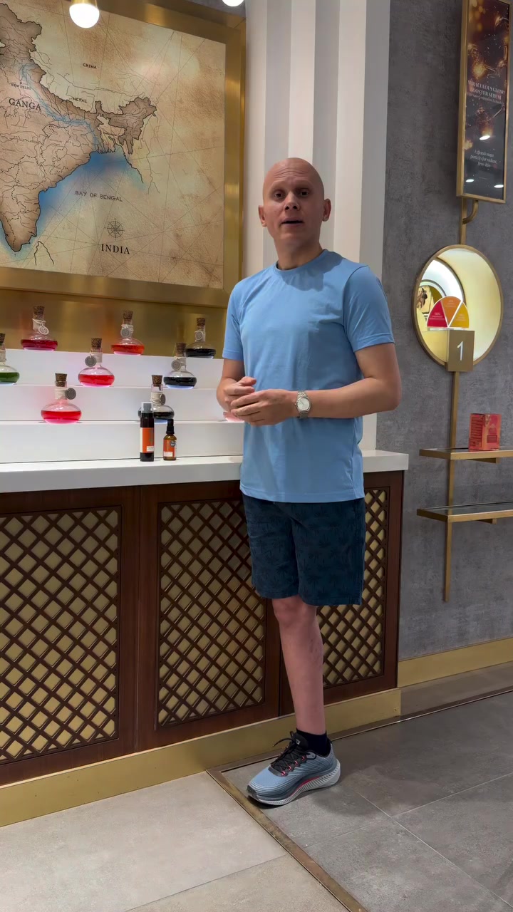 الحل النهائي لشمس الصيف.. حماية ملكية من البراند الهندي الأرقى عالمياً ☀️🇮🇳
إذا تعبت من واقيات الشمس اللي تدبّق وتترك أثر أبيض، وتدور على حماية حقيقية تمنع السمار والكلف.. جبنالكم "درع الحماية" من أفخم البراندات الهندية الطبيعية بالعالم.
ليش هذا المنتج هو الأفضل؟
✅ تقنية PA++++: أعلى تصنيف حماية بالعالم (4 بلس) يحميك من التجاعيد والتصبغات العميقة.
✅ درجة حماية SPF 50: حماية كاملة من احتراق البشرة تحت أشعة الشمس القوية.
✅ تركيبة شفافة (Sheer): يختفي فوراً على البشرة، لا لمعة دهنية ولا أثر أبيض.
✅ مكونات طبيعية: مدعم بالزنك الطبيعي ومياه جوز الهند لترطيب وتبريد البشرة.
الأنواع والأسعار:
📍 1. سائل الوجه المركز (50 مل):
خفيف جداً، تمتصه البشرة بثواني، يحمي وجهك من البقع والكلف ويحافظ على نضارته.
💰 السعر: 60 ألف دينار.
📍 2. بخاخ الجسم الذكي (130 مل):
سهل الاستخدام، سريع التوزيع، مثالي لحماية اليدين والجسم من السمار والاحتراق أثناء المشي أو السياقة.
💰 السعر: 65 ألف دينار.
خدمة التوصيل المتوفرة: 🚗
📍 داخل النجف الأشرف: 3 آلاف دينار فقط.
📍 كافة المحافظات: 5 آلاف دينار فقط.
الكمية محدودة جداً.. احجز قطعك الآن وحافظ على بشرتك من حرارة الصيف! 🛡️
#محارب_السرطان_للتسوق 
#يارب


**إذا كنت صاحب هذا الإعلان وتريد حذفه لأي سبب، رجاءا أرسل رسالة إلى الدعم الفني**