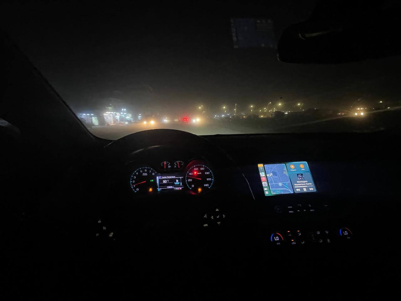 السلام عليكم
امبالا ٢٠١٨ LT 
اللون صدفي 
رقم بصرة بأسمي 
السيارة بيها جاملق وبنيد 
وهنا بالعراق تبدلن بابين اصليات جهة العبري
السيارة كلش نظيفه ومابيها مصرف ابد 
كير محرك مكفولات 
مكان السيارة البصرة 
السعر ١٢٠ بيها مجال 
***********
