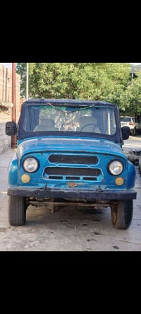 سيارة • للبيع