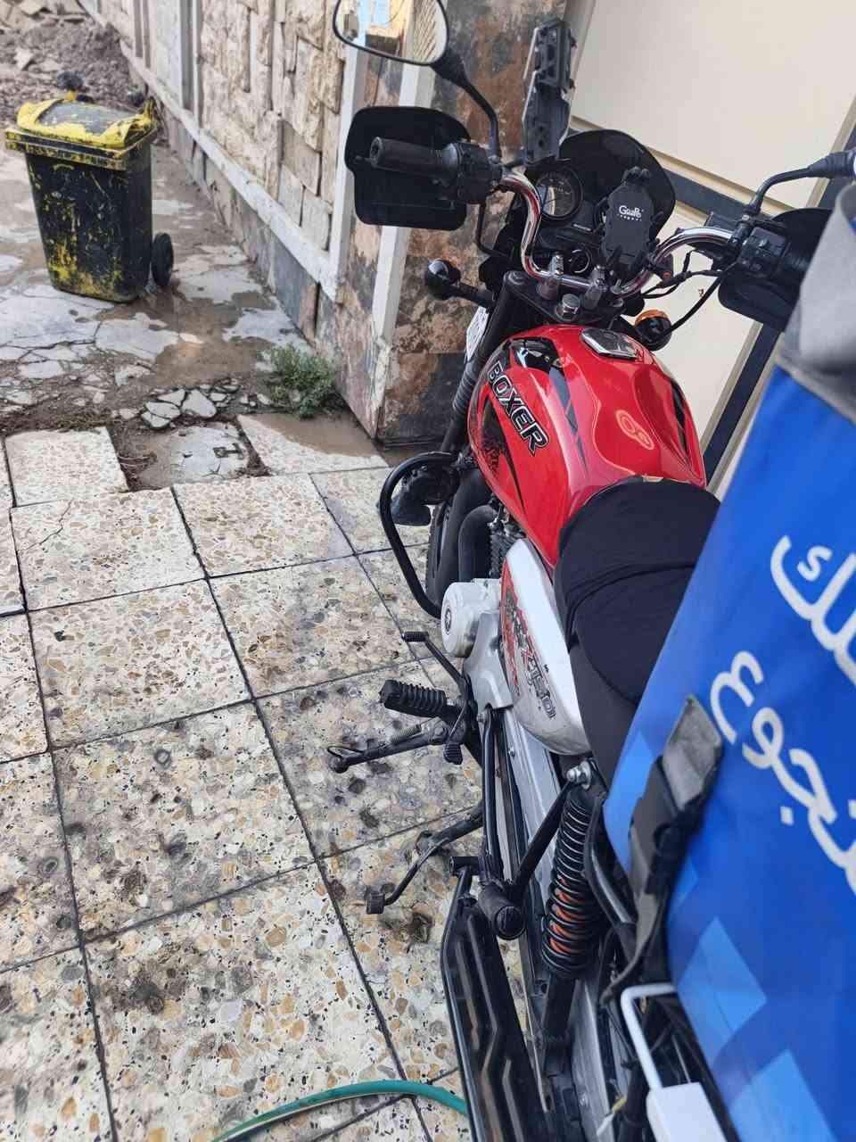 سلام عليكم بوكسر للبيع
كاملة مكملة من كلشي مابيهه نقص مكينه خير من الله 
مرقمة شرط تحويل ثاني يوم 
مكاني بغداد الشعلة سعر مليونين و٢٥٠
اتصال ***********
