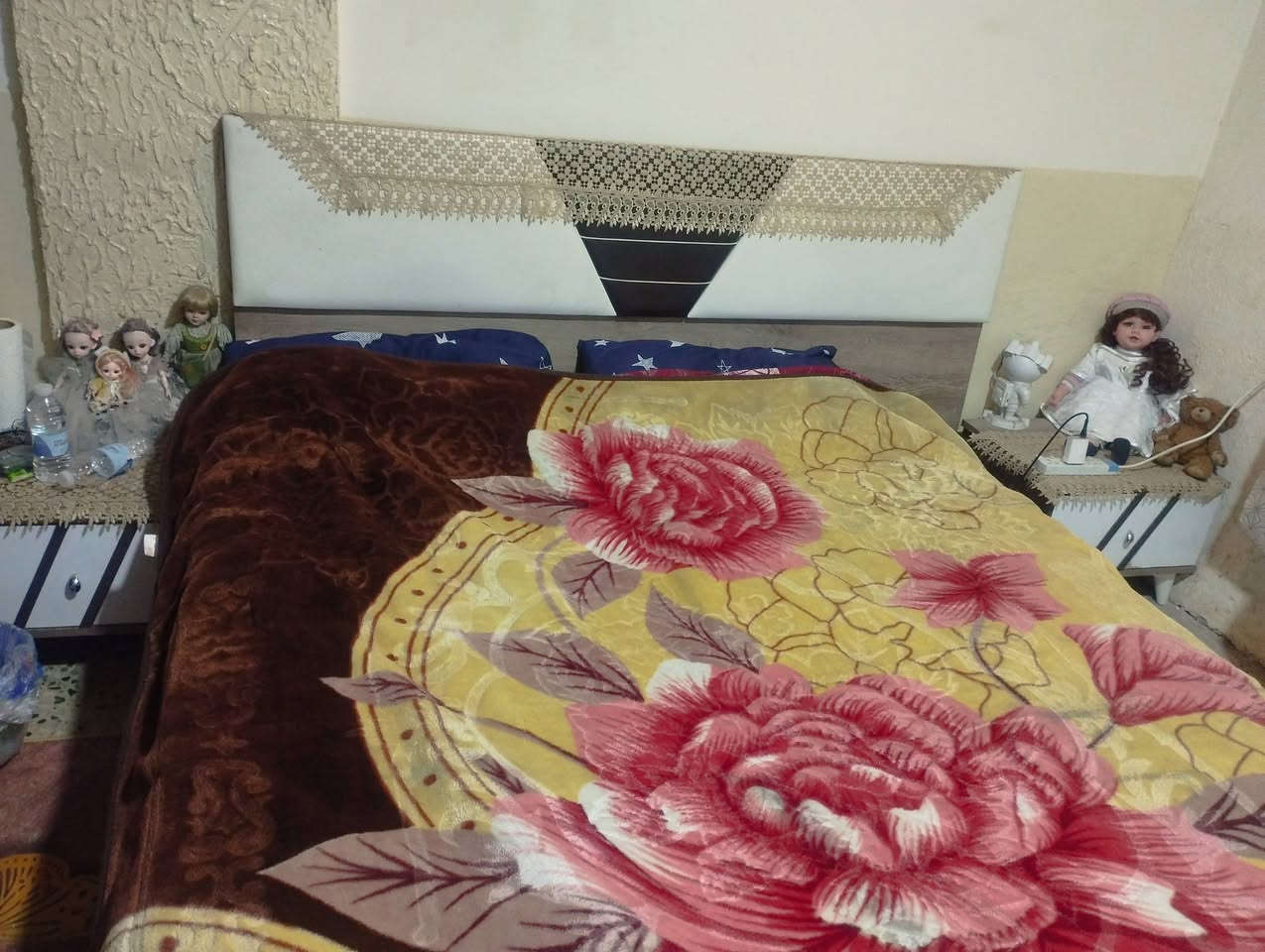 غرفه تركيه للبيع ٣٥٠ وبيها مجال بسيط


**إذا كنت صاحب هذا الإعلان وتريد حذفه لأي سبب، رجاءا أرسل رسالة إلى الدعم الفني**