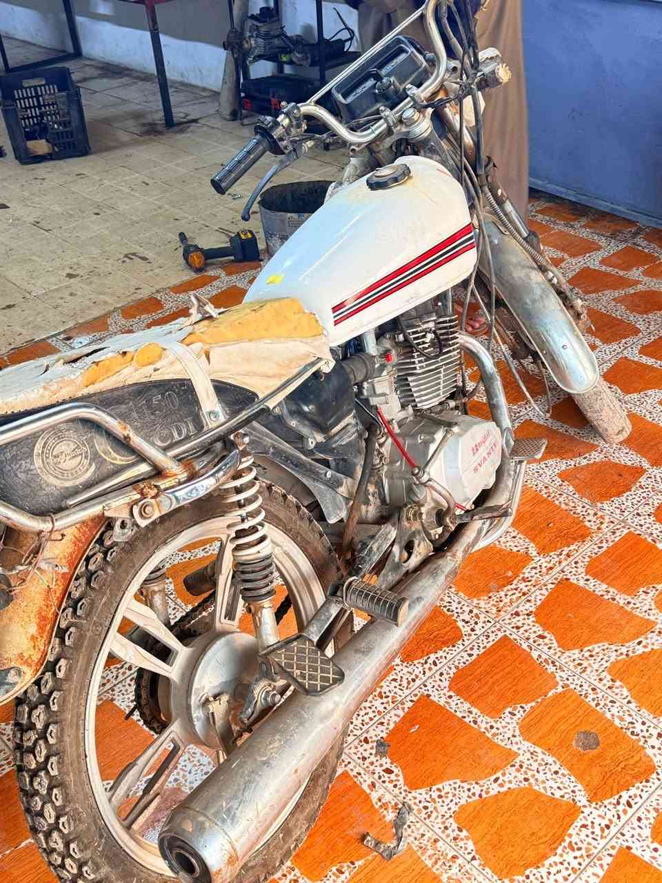 موطور سيفان 2020بي ملاحاضات المو شراي لا تبزعني السعر 325بي مجال ***********
