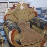 تخم • ١٠ مقاعد • الشعب بغداد