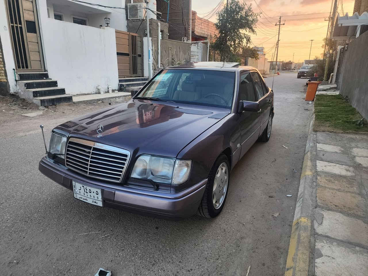 سلام عليكم مارسدس دب بيبي شبح اصل موديل 1991رقم بغداد  مشروع وطني بسمي السعر 80 ورقه وبيه مجال قليل
مكفوله ضربه وخياس وقواعد مصبوغه جماليه لون مميز حداديه امامي خلفي تخم تاير تبريد كهربايات كله

 جديد سلايت جام امامي كهرباء 

 طكتين داخل بيجي اصل  اريد كهرباء سستم صوت امامي خلفي محوره مكينه ثنين ونص ديلكو 

عنوان ناصريه مركز رقم *********** بيع نقد واذا اكو ملكه اصولي اراوس
