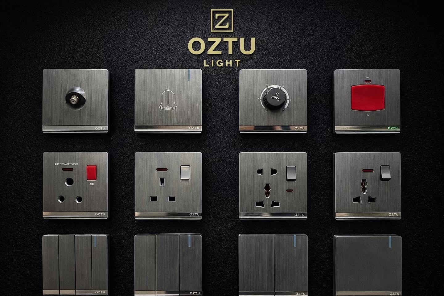 😤 تعبت من السويجات العادية وكل فترة تبدلها؟
✅ جبنالك الحل مع شركة ÖZTÜ Light
✨ سويجات بيانو بتصميم عصري وجودة راقية تخلي بيتك أو محلك أكثر أناقة وتدوم لسنين طويلة.
🎨 متوفرة بـ 4 ألوان فخمة:
⚫ أسود
⚪ أبيض
🟤 جوزي
🔘 رصاصي
💎 جودة عالية وتشطيب فاخر
🛡️ #ضمان_حقيقي_مفتوح_مدى_الحياة 
💰 أسعار مناسبة
🛒 بيع جملة و مفرد
🏠 تجهيز كامل للمنازل و المحلات
📍 الموقع: #ديالى_المقدادية_بلور 
📞 الهاتف / واتساب: ***********
🚚 توصيل لباب بيتك
🔥 اختار الجودة والراحة وخلي إنارتك وسويجاتك من ÖZTÜ Light
📩 تواصل الآن واحجز طلبك
