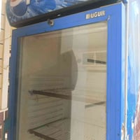 ثلاجة عرض • للبيع