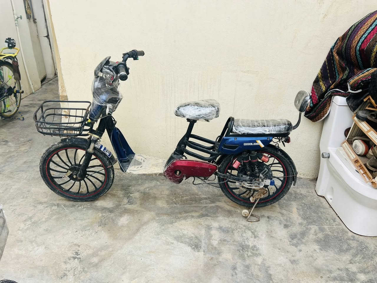 سلام عليكم دراحات شحن للبيع الدراجات خير من الله  سعر الوحده     ١٢٥    الف  دراجات جاهزات بطارياتهن خير من الله  مكاني ديالي بعقوبه تحرير  الستفسار اتصال برقم   ***********
