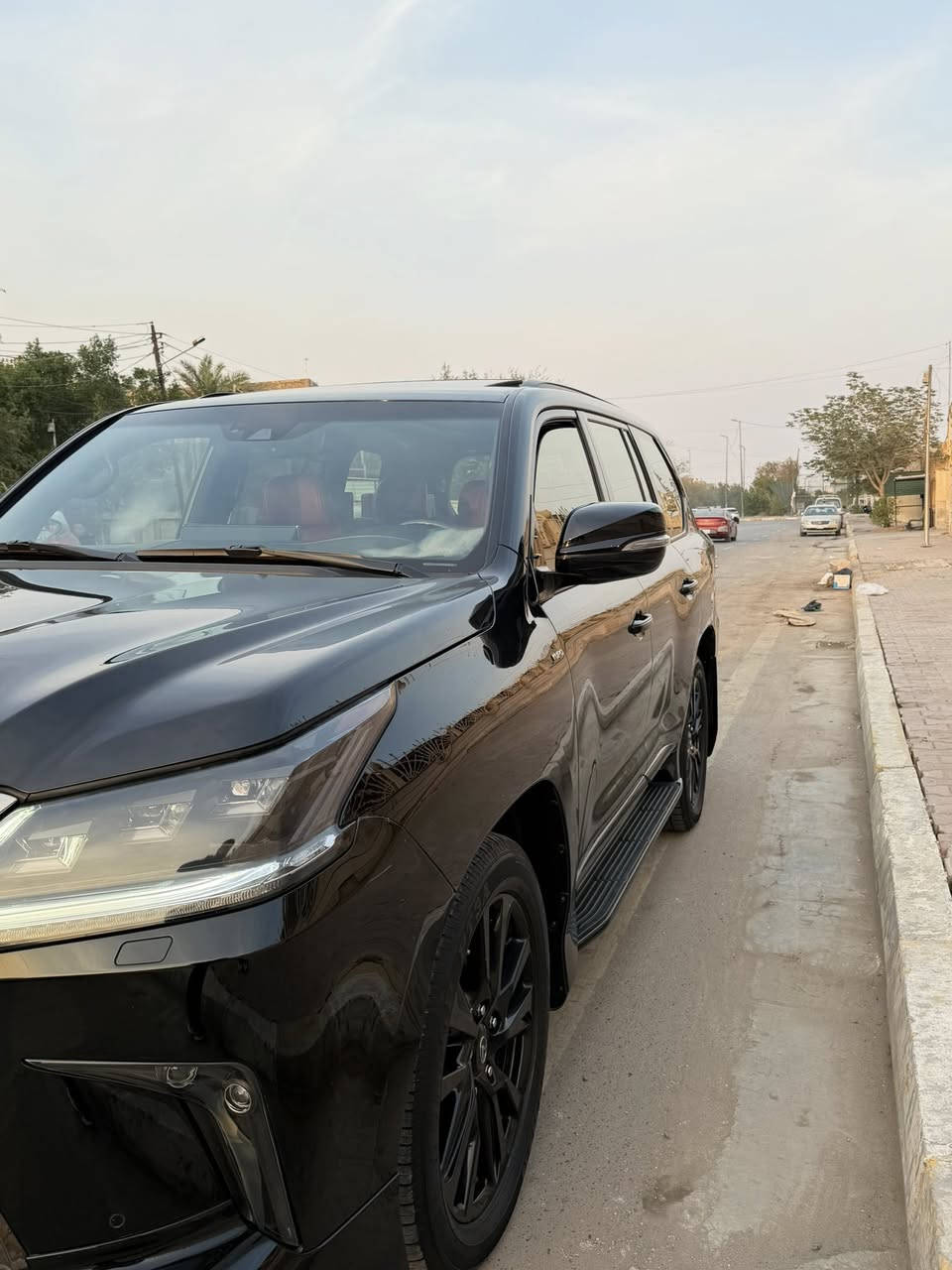 للبيع لكزس 2019 كورو اصل بريم لون اسود
السيارة جديدة كلش
داخل احمر 
ماشية 90الف
رقم بغداد 
مكفولة
مواصفات اللكزس معروفة
مكان السيارة بغداد
كل غراضها كاملة مع التابوت  
للاستفسار ***********
