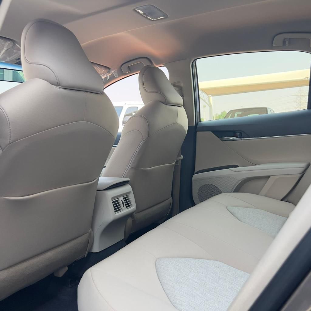 كامري 2023LE  محرك 4 سلندر 2500 هايبرد خليجي وكاله عبد الطيف  ماشيه 30الف جديدة بدون نقص بيع مستعجل سعر مناسب رقم بغداد بسمي 
 
بصمة تشغيل وابواب وصندوك
توقف ذاتي 
3 وضعيات قيادة
تنبه الخروج من المسار
هندبريك بصمة
اوتو هولد
نقطة عمياء
مرايا تعتيم 
حساس ضغط الايطارات
هيترات بالمراية
جام 4 اوتو
انارة داخليه لد
ويل 18 
وبعد بيه مواصفات الخليجي 
السعر 215 وبيه مجال قليل كلش 
***********
***********
