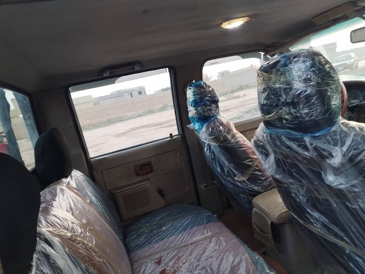 السلام عليكم بيكم كنو موديل2006 رقم دولي سليمانيه شرط بدون صبغ وكاله سبير منازل شرط الوكاله وتحويل السعر 50 وبيه مجال رقم الهاتف ***********
