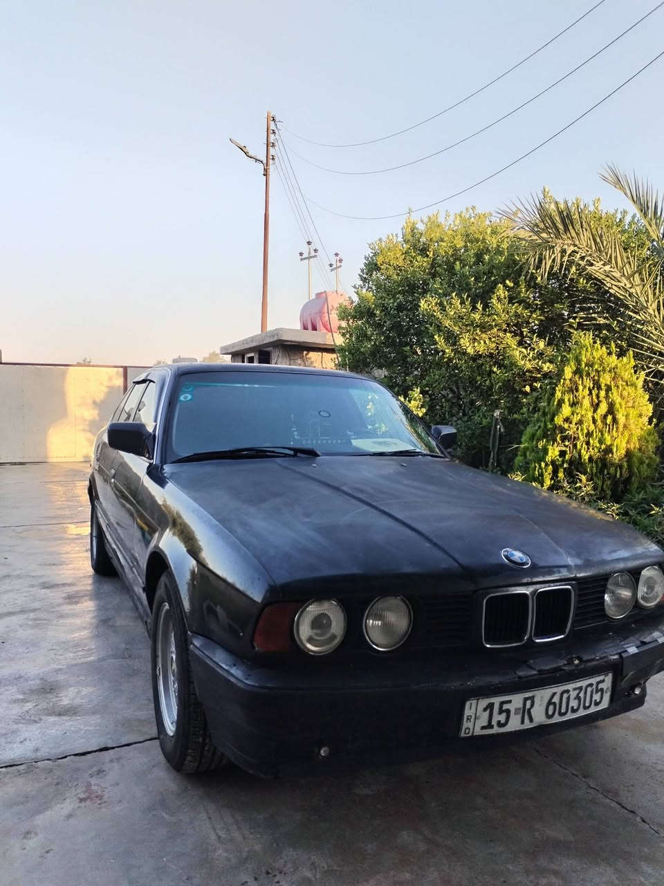 البيع بي ام 91 حجم ٥٢٥ محرك سته مسكر فانوص عدل سياره بدون ضرر بس موضح با صور مكان بي خياس و يتبدل و سياره بس نقص تبريد فقط صدر جديد و تخم تايرات جديد و محرك خير من الله و كير عادي ٥ نمر رقم انبار مشروع وطني السعر 45 ورقة و بيها مجال، مكان سياره ديالى سد حمرين قاطع الجبوري، رقمي *********** صدام
