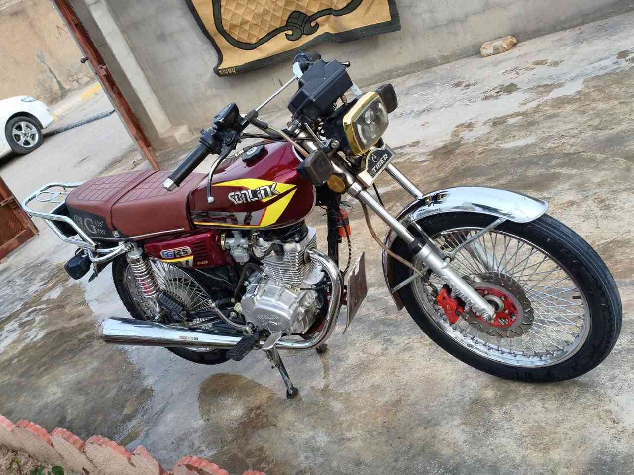 السلام عليكم دراجه للبيع تايگر 2023 كامله مابيها اي نقص 
المكان جلولاء الجماهير سعر 575 للاستفسار ***********
