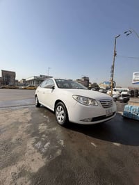 النترا ٢٠١١ • محرك ٢٠٠٠ • مشي ١٢١ الف