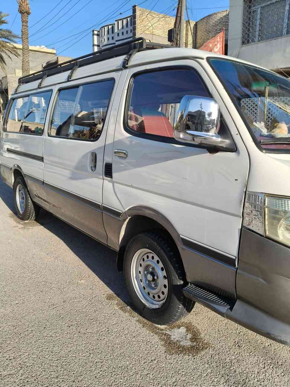 سلام عليكم فتون اللوان للبيع مع خط طلاب في البلديات فقط سياره موديل 2017 مكينة كير اكسل مكفول #ماشيه 151 .. فقط بيه بل وزره يردله صبغ 
سيارة بسمي سنوية جديدة رقم انكليزي بغداد هزه جديده السعر 97 وبيه مجال 
موبايل *********** العنوان بغداد البلديات ..
