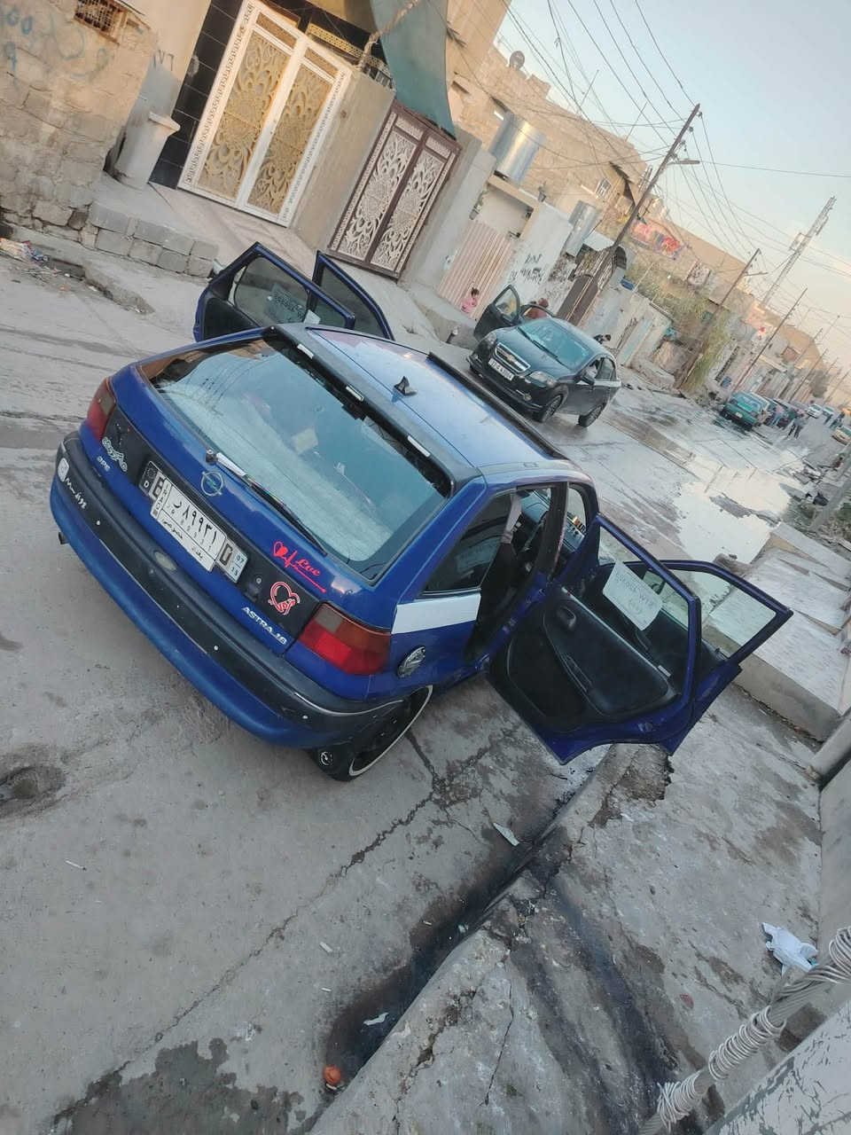 السلام عليكم استره لبيع موديل 95 محرك 16 محرك بيه صرف كربون بيه تحويل شرط مبشر
شراي يتصل ***********
