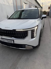 كيا كرنفال 2025 فول مواصفات اعلئ مواصفات كشن تدفئه تبريد 5 كامرات كامر...