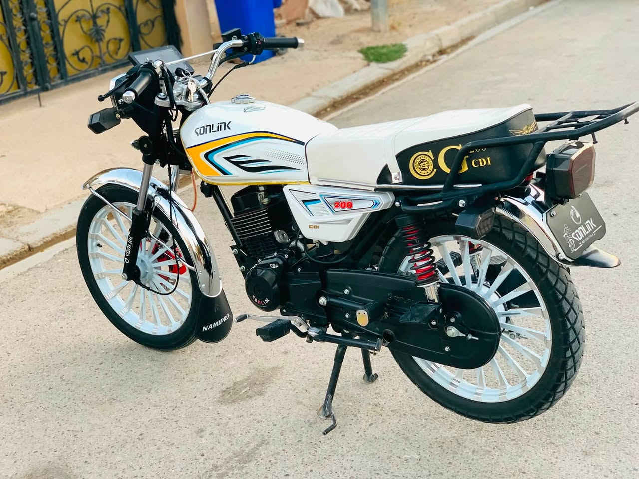 ادمن حب سلام عليكم
للبيع سونك 25محرك200زنجيل
سعر 900بي مجال
مكان العبيدي 
استفسار عل رقم
هاتف 📞 ***********
