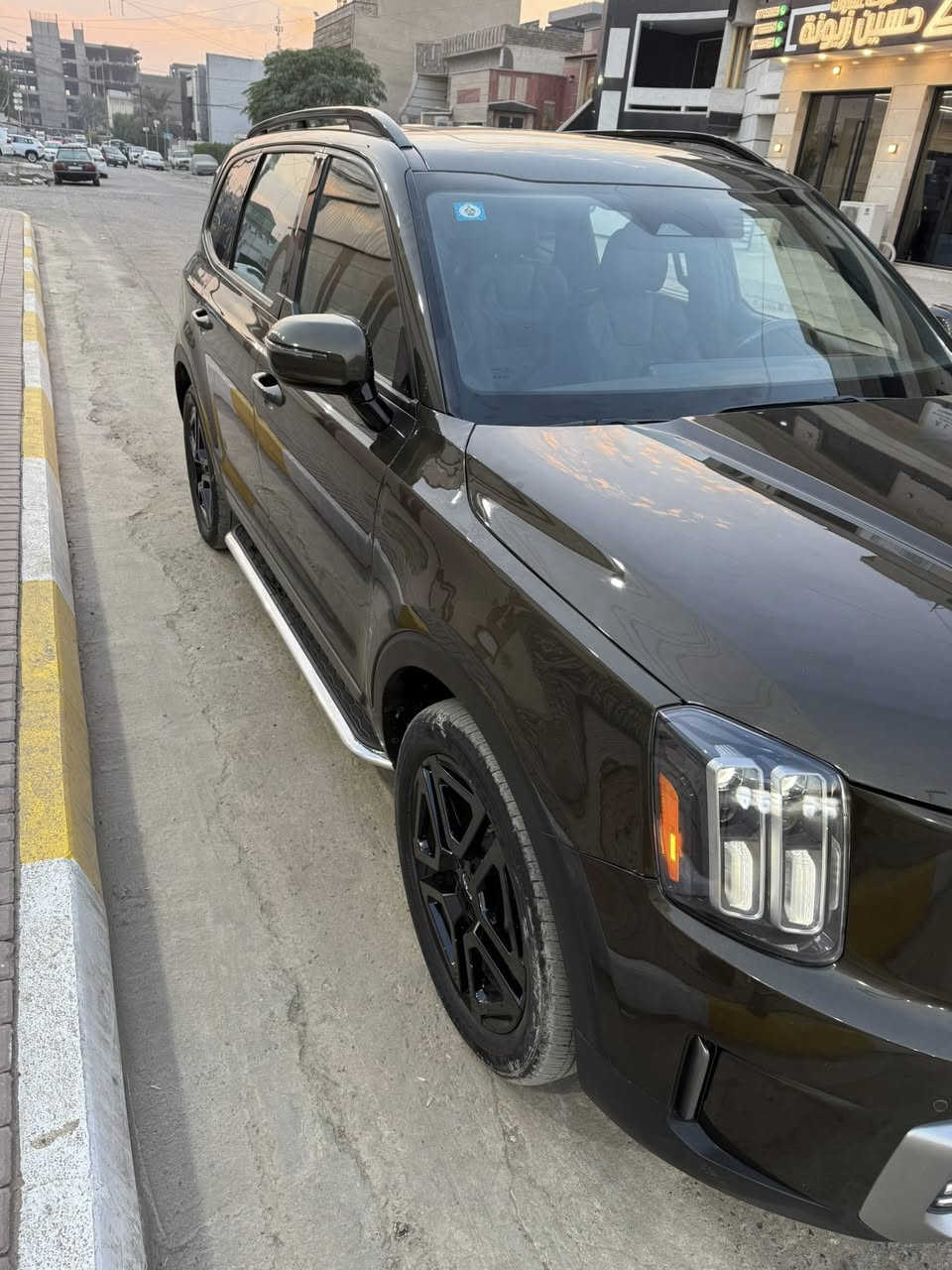 ياالله

السلام عليكم كيا تيلورايدوارد امريكي موديل 2023

Kia TellurideSX 3.8L

المسافه المقطوعه  3400الف كيلو  

          حجم المكينه : 3800    V6

           حالة الايرباك :دركه

الضرر : بنيد فقط صبغ مع جاملغ بارد 

#الموصفات 

1. شاشه 

2. كامرا

3.لايتات لد

4. بصمه 

5. كشنات جلد اسود

6. هندبريك بصمه 

7. رادار تحديد مسار

8. رادارات 

9.فور ويل 

10. اوتو ستوب

11. حساسات خلفي امامي

12.اوتو هولد 

13. اشاير بالمري 

14.بكلايت لد

15. نظام ايكو + نظام تزحلق

16. فتحتين سقف

17. هيترات بالكشنات حار بارد

18.كامرات 360

19.كامرا بالمرايا

20.بردات خلفيه

21.سبعه راكب

22.كشن السايق كهربائي

23.كشنات خلفيه منفصل 

24.كشافات

25.سقف فتحتين 

26.ويل كب

فول مواصفات 1/1 جاهزه مرقم بغداد 

مكان السياره  بغداد شارع فلسطين 

***********  واتساب

