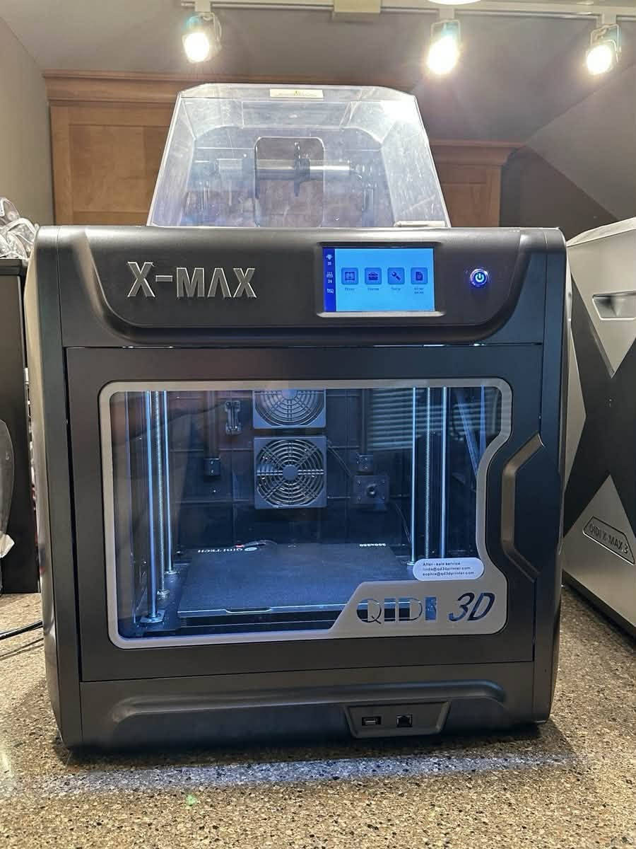 السلام عليكم
يتوفر طابعة 3D موديل X MAX جديدة غير مستخدمة 
طابعة احترافية شبه صناعية 
للبيع 
للاستفسار الاتصال على الرقم 
***********
