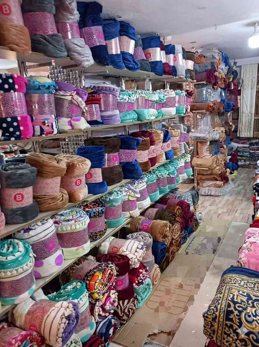 بقرار مني🤚... دي آخر كمية  هصفيها نهائي بطلنها.🤦‍♀️

🔥 بديل سجاد. دفيات. فوط. ومفروشات  انا  مستورد يعنى سعر 🤦‍♀️🤏.
والله ناس بتدفع 500 جنيه وأكثر فيهم... وإحنا المستورد ي جماعه 
وشحن معاينة قبل الاستلام
نعمل إيه أكتر من كده؟ 🤷‍♀️


**إذا كنت صاحب هذا الإعلان وتريد حذفه لأي سبب، رجاءا أرسل رسالة إلى الدعم الفني**