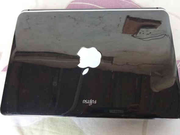 السلام عليكم شباب لابتوب نوع Fujitsu ياباني للبيع اومراوس  كامل مواصفات الجهاز اصلي نظافة 90% كامل مع ملحقاته يحمل العاب والبرامج الدراسة والطباعة الالعاب الي يشغلها Godof war /gta san andrss/gta4/gta5
 سريع بالتصفح الجهاز ب وبيه مجال للشراي مكاني بغداد البلديات رقمي ***********
