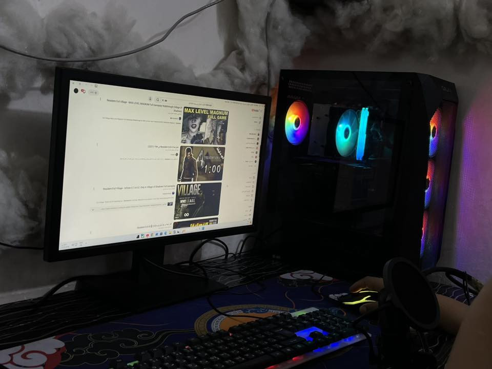 ً
بيع مستعجل 
كيس وشاشه +ماوس + كيبورد
الموصفات الكيس :
4060
H610
i5 12F
RAM 16
600w
الهاردات 
ssd 1TB

ssd 1TB
موصفات الشاشه :
75 هيرتز 1080
مكاني ناصريه :
رقمي ***********
الشراي يتصل
