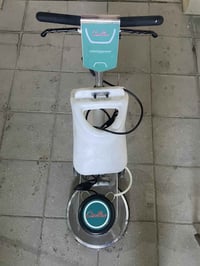 جلايه للبيع استخدام قليل سعر ٥٥٠ الف 07730272717