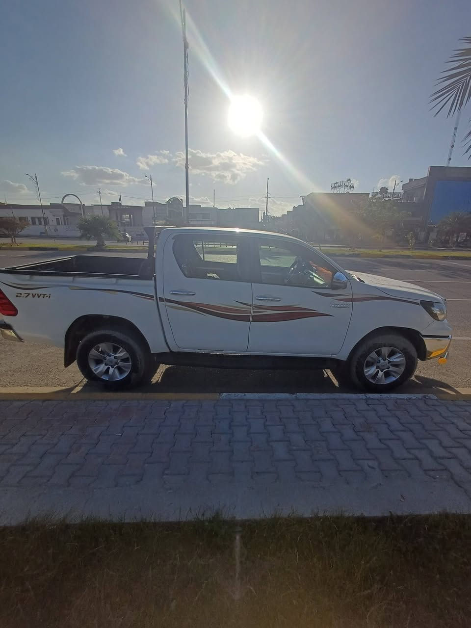 تويوتا هايلوكس 2020 فور ويل رقم اربيل باسمي
ماشيه170 الف
مكفولة محرك كير ماعدا ضربة صغيره على كد شبر بالبنيد 
مكينة  2700 ( اربعة سلندر ) 
سويج
تحكم ستيرن
مثبت سرعة بالستيرن
تبريد قطعتين 
شاشة 
كاميرا خلفية
السعر265 وبيها مجال قليل 
مكان السيارة كربلاء 
للاستفسار ***********
