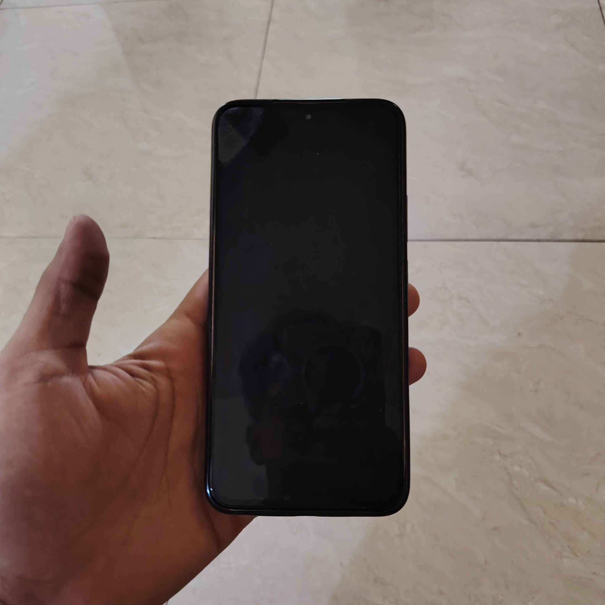 السلام عليكم هونر X9Dللبيع فقط
شاشه امولد 120HZ
بطارية سلكون كاربون 8300وياه شاحنته 66واط
معالج سناب دراجون 6جين 4
كامره 108ميكابسل من شركه ماتركس
ضهر جلد
وبعد بي مواصفات خير من الله
جهاز نضافه 98%
السعر 550وبي مجال ماتعرف بأسعاره لاتكسر بي 
***********ماجاوب واتساب اتصال فقط
